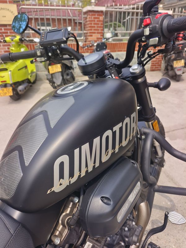 二手QJMOTOR闪300