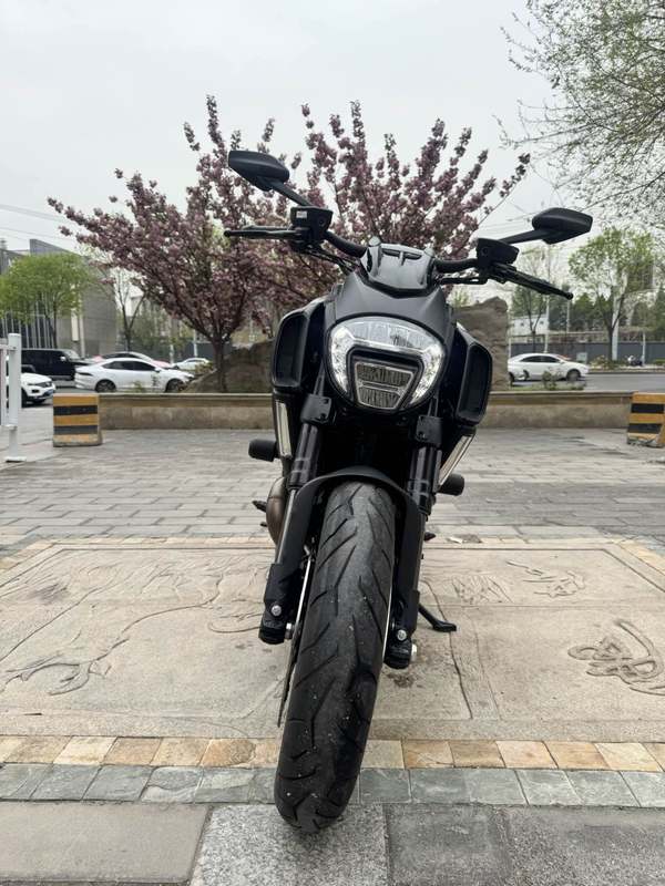 二手杜卡迪Diavel 