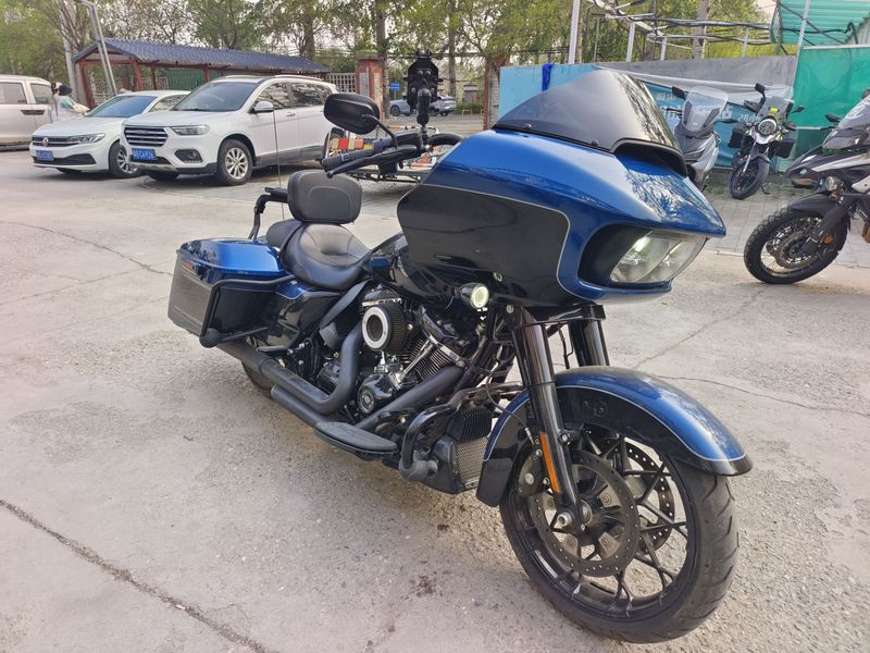 二手哈雷戴维森公路滑翔 Road Glide