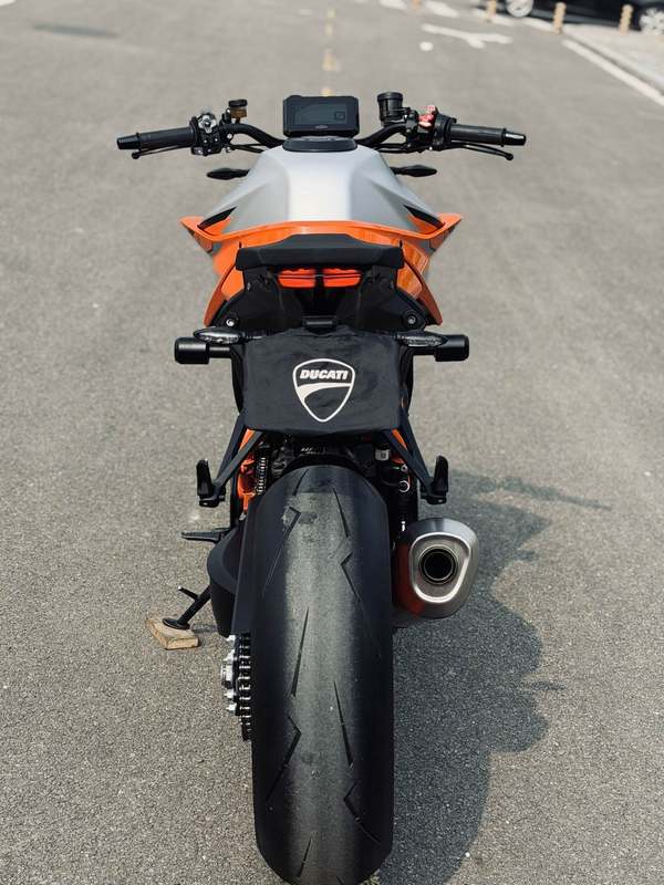 二手KTMR2R1290 Super Duke