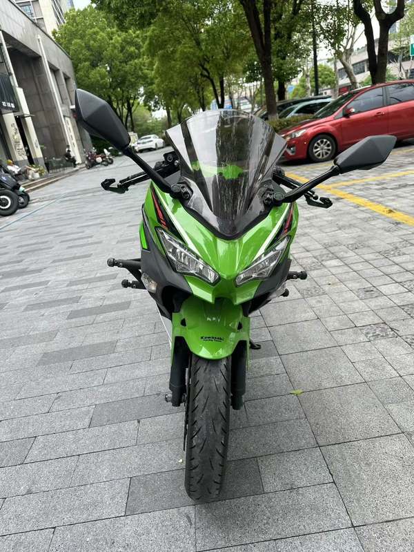 二手川崎Ninja 400