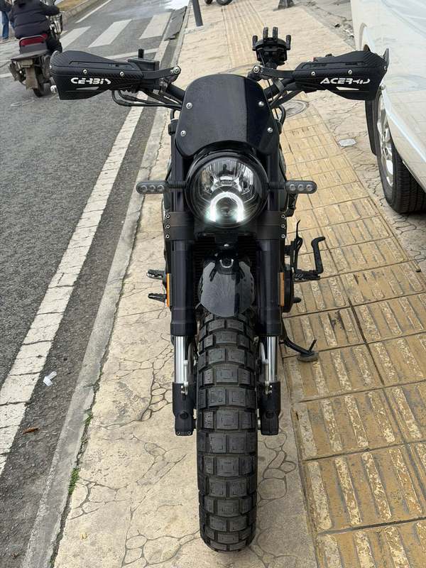 二手贝纳利幼狮 Leoncino 500