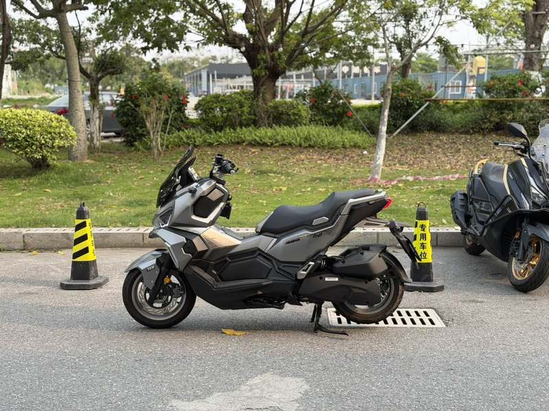 二手三阳哈士奇 Husky ADV150