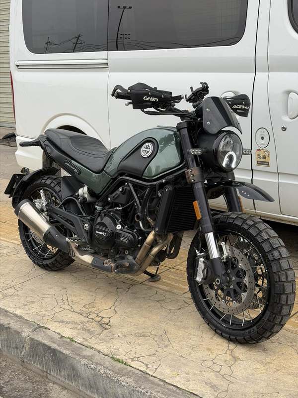 二手贝纳利幼狮 Leoncino 500