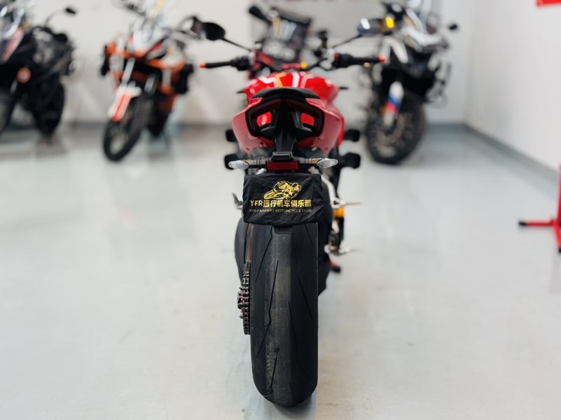 二手杜卡迪Street Fighter V4