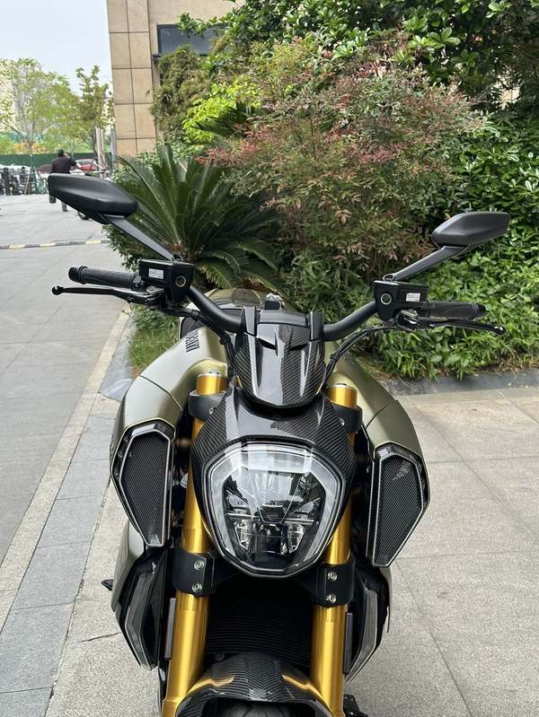 二手杜卡迪Diavel V4