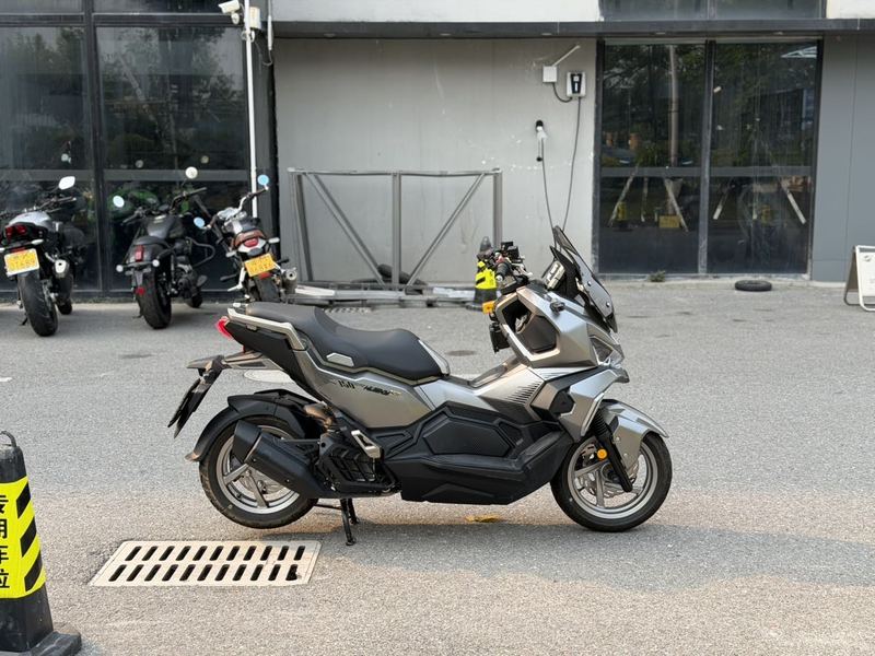 二手三阳哈士奇 Husky ADV150