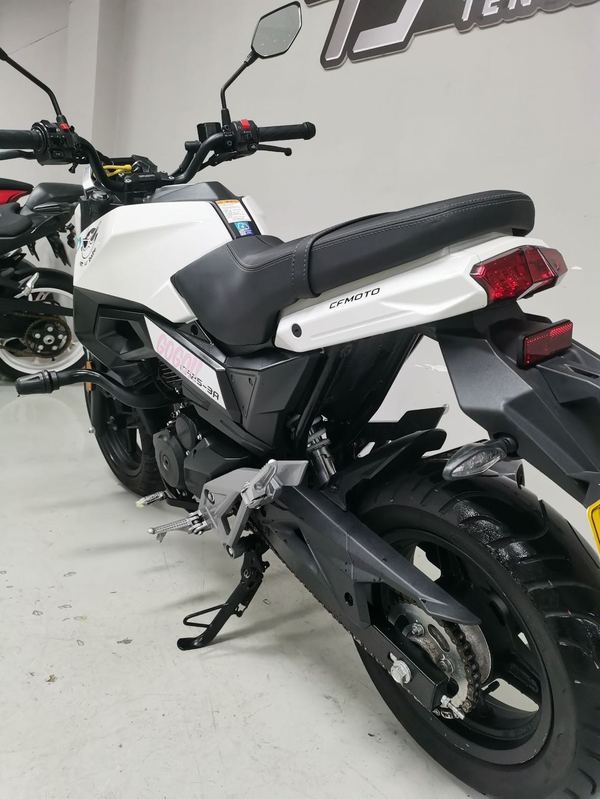 二手春风ST狒狒