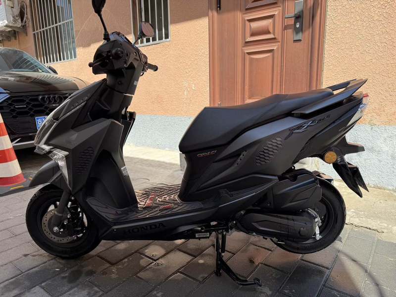 二手新大洲本田裂行 RX125Fi