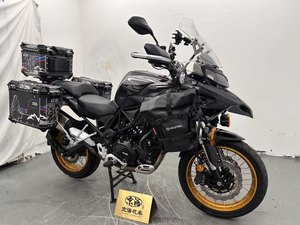 二手贝纳利金鹏 TRK502