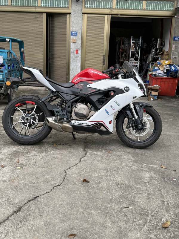 二手QJMOTOR赛400