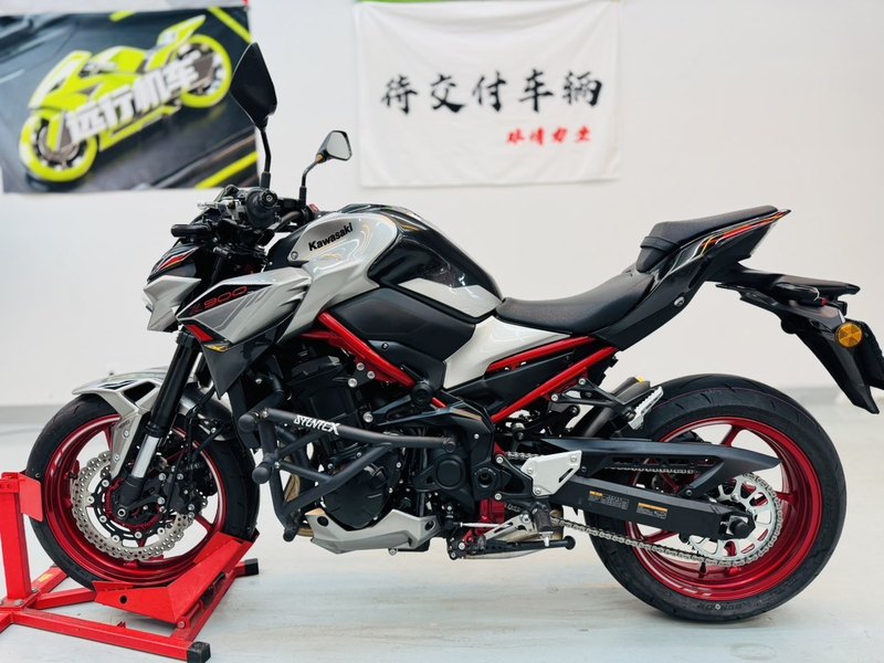 二手川崎Z900