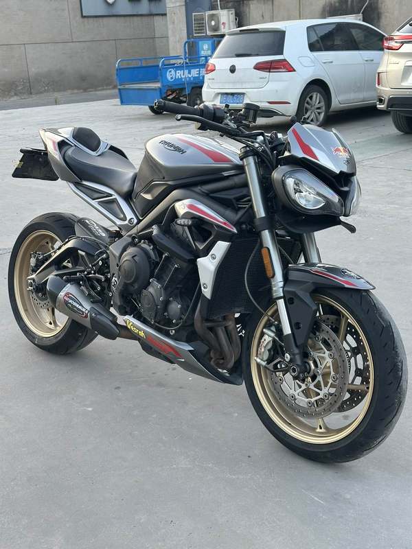 二手凯旋Street Triple 765
