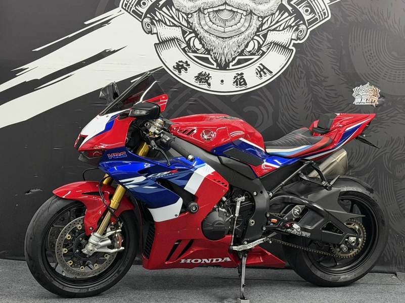 二手本田CBR 1000 RR-R