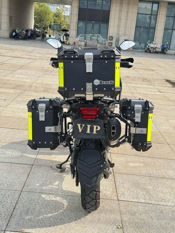 二手贝纳利TRK552