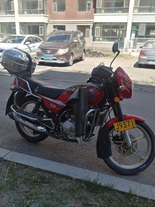 二手豪爵铃木锐爽 EN125-3F