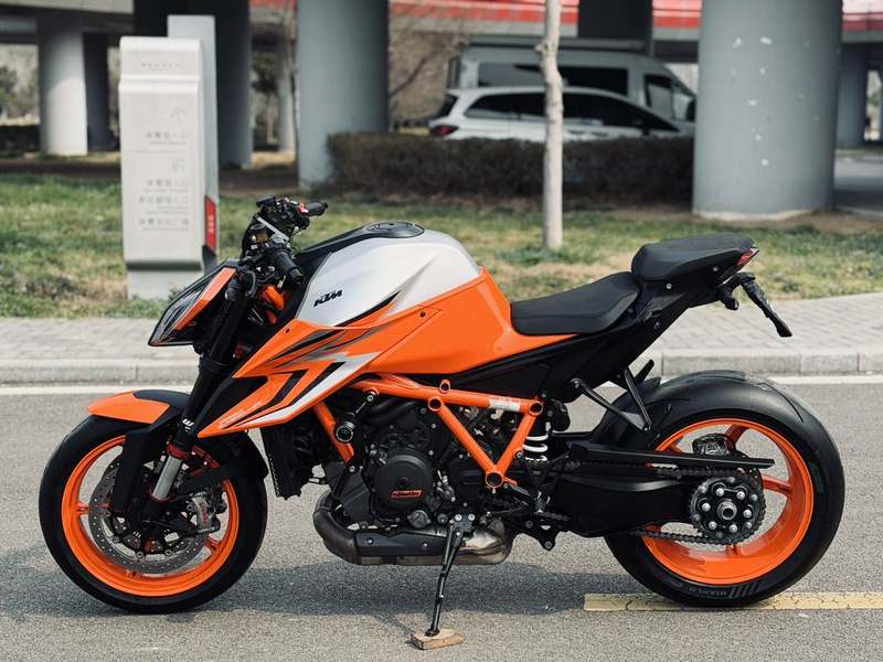二手KTMR2R1290 Super Duke