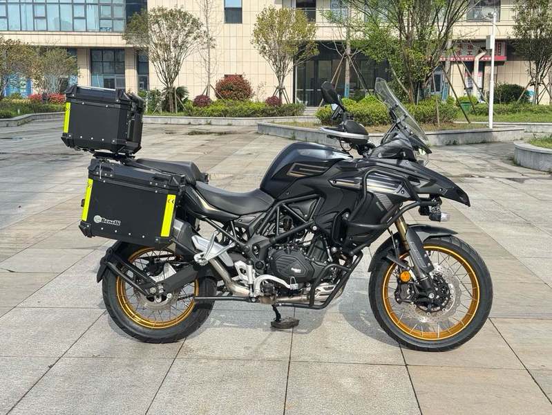 二手贝纳利TRK552