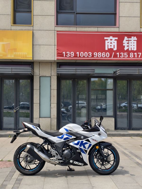 二手豪爵铃木GSX250R