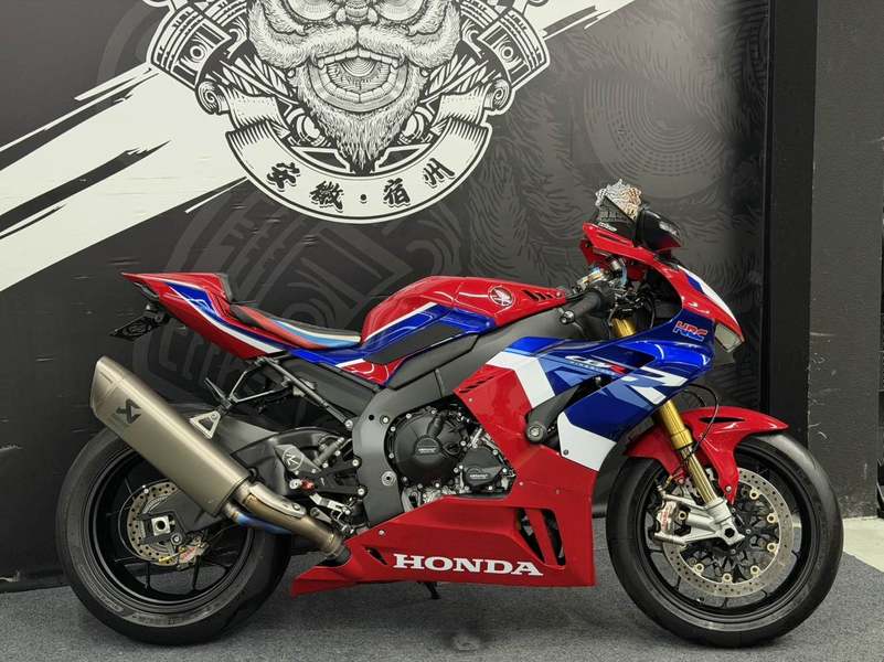 二手本田CBR 1000 RR-R