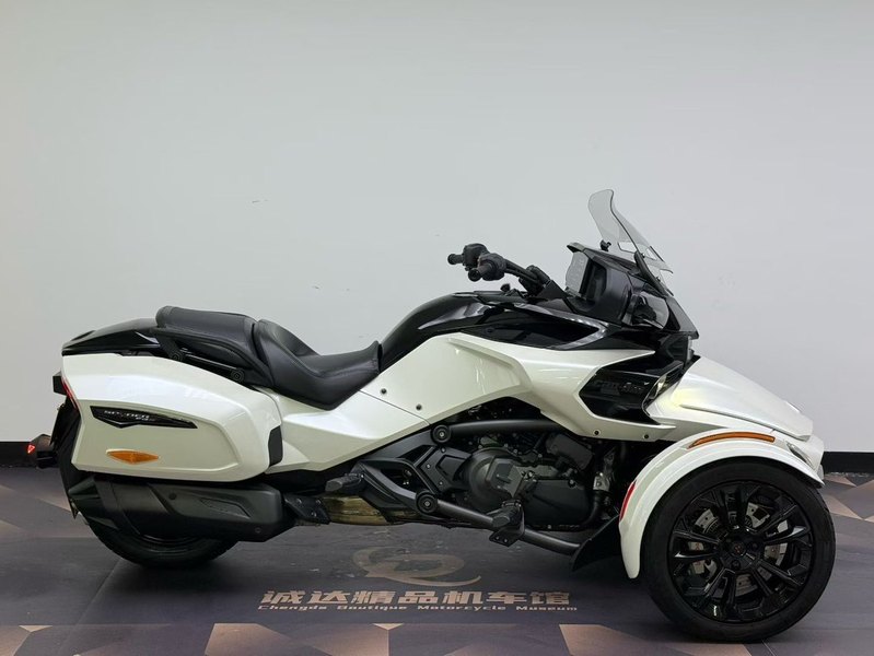 二手庞巴迪Spyder F3 