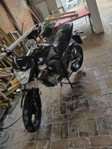 二手济南铃木极客飒 Gixxer 155 NK