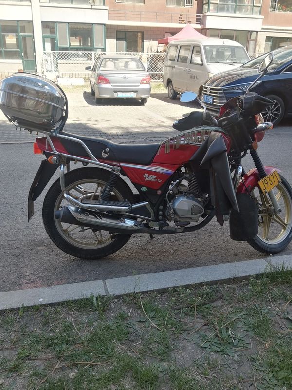 二手豪爵铃木锐爽 EN125-3F