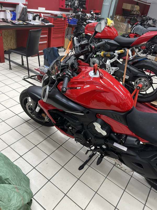 二手杜卡迪Diavel V4