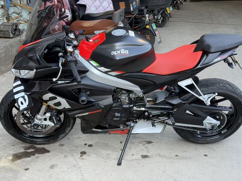 二手阿普利亚RS 660 