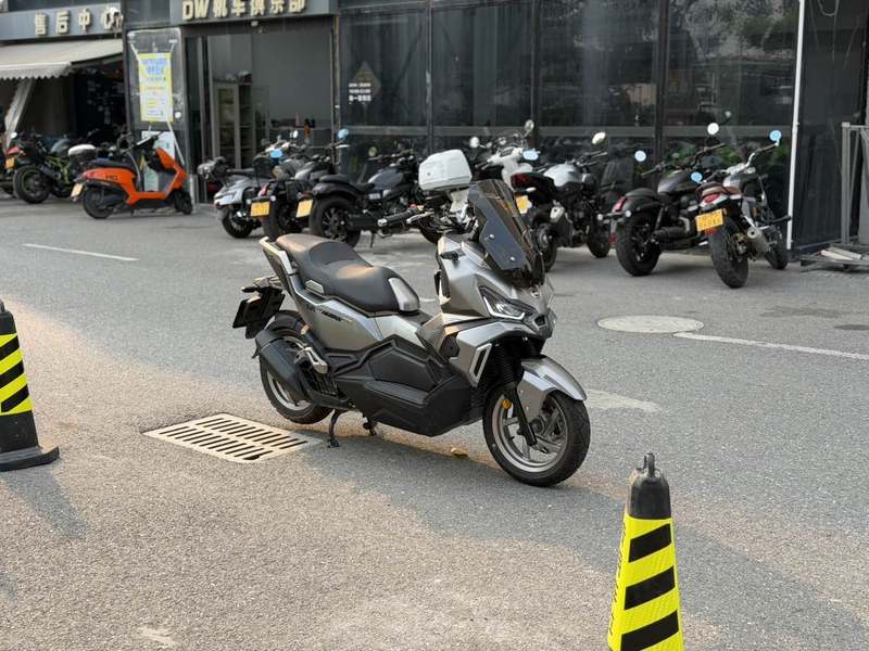 二手三阳哈士奇 Husky ADV150