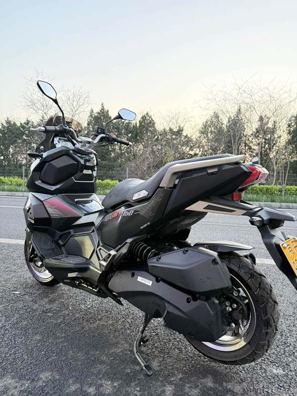 二手三阳哈士奇 Husky ADV150