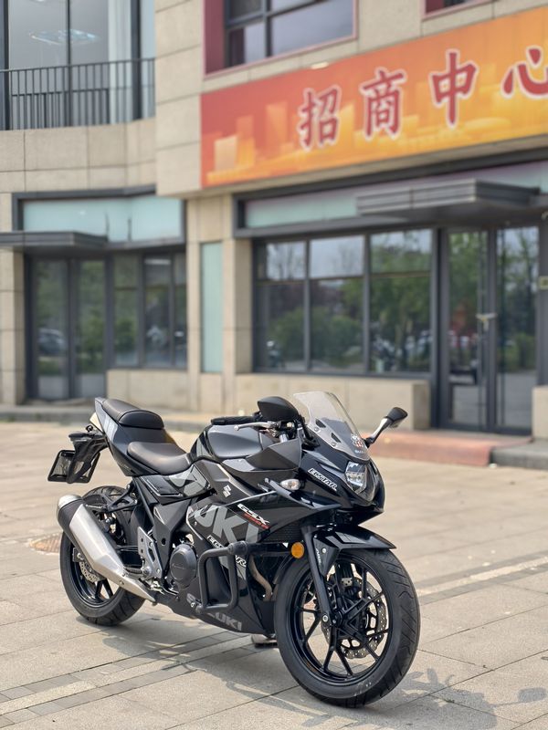 二手豪爵铃木GSX250R