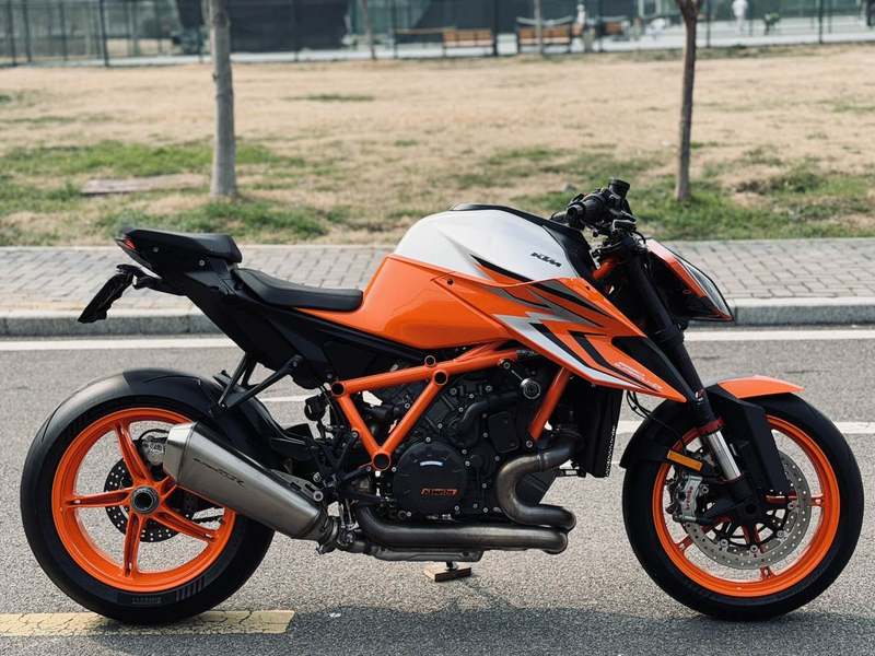 二手KTMR2R1290 Super Duke