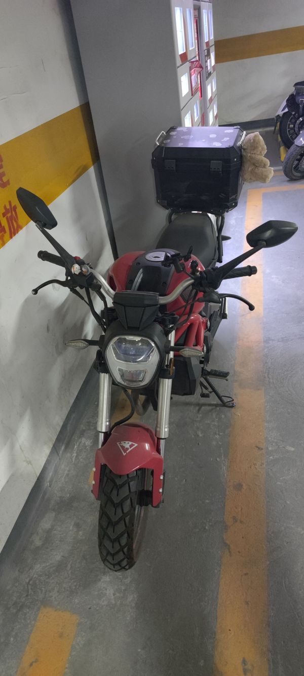 二手银钢小怪兽150