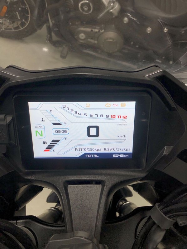 二手QJMOTOR赛400