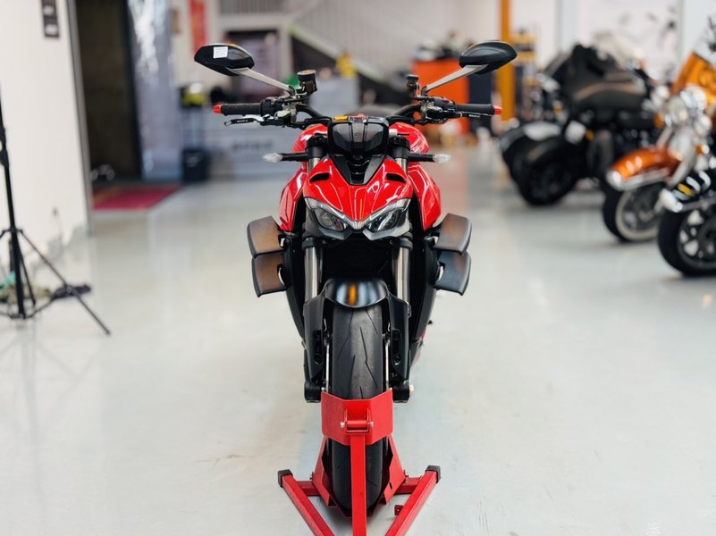 二手杜卡迪Street Fighter V4