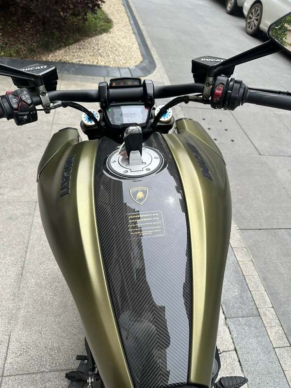 二手杜卡迪Diavel V4