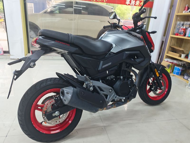 二手春风ST狒狒