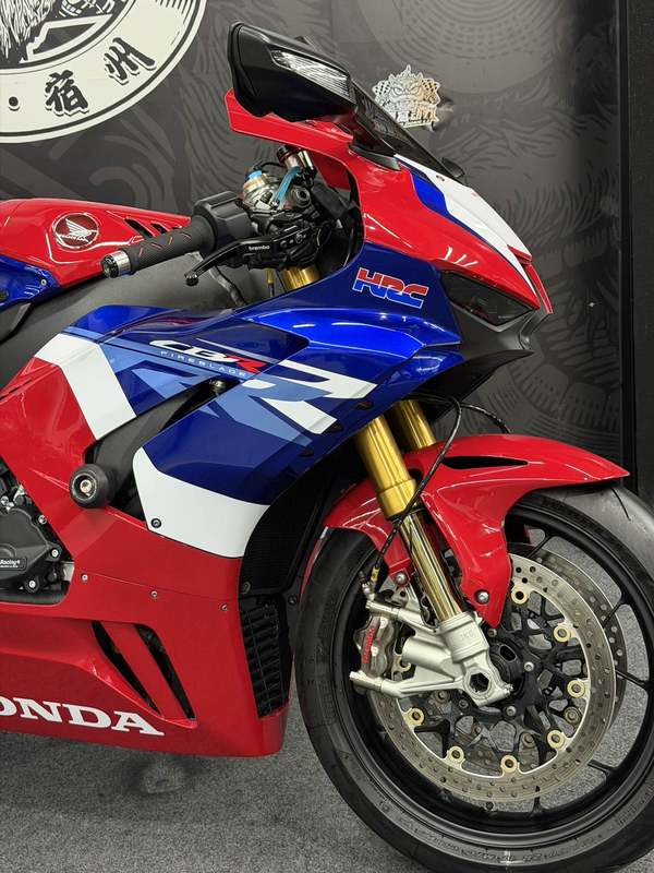 二手本田CBR 1000 RR-R