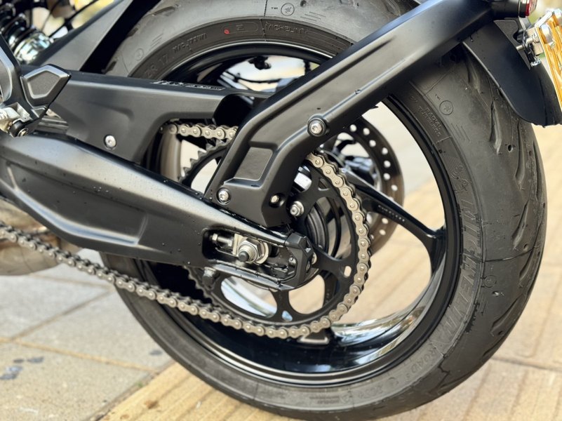 二手凯旋Trident 660