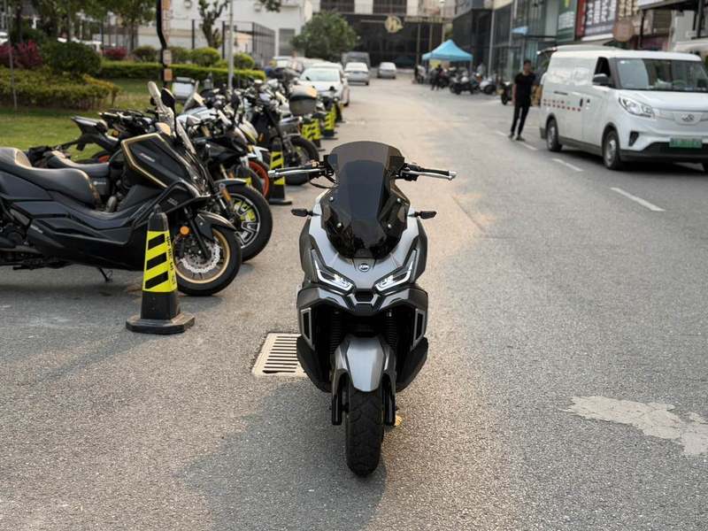 二手三阳哈士奇 Husky ADV150