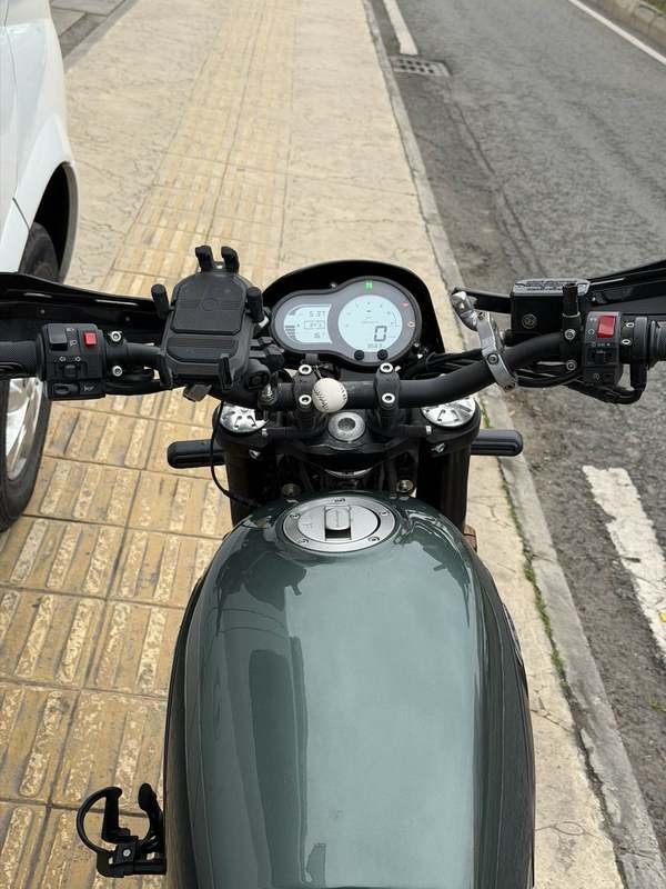 二手贝纳利幼狮 Leoncino 500