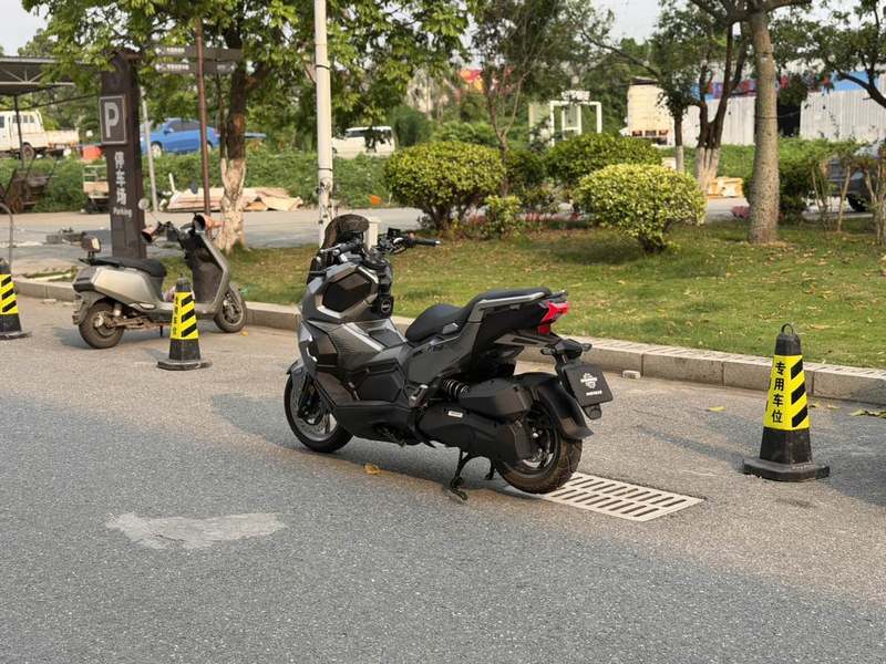 二手三阳哈士奇 Husky ADV150