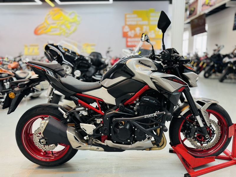 二手川崎Z900