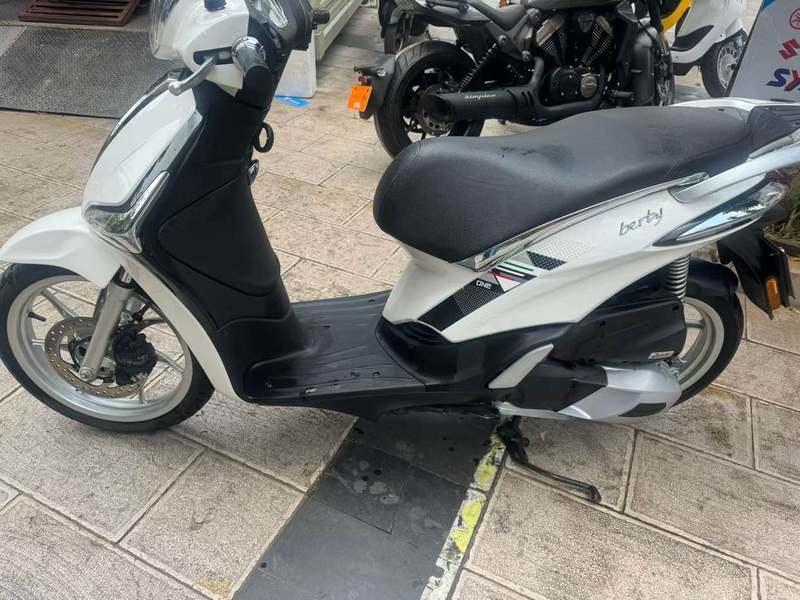 二手宗申比亚乔NEW FLY150