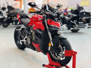 二手杜卡迪Street Fighter V4