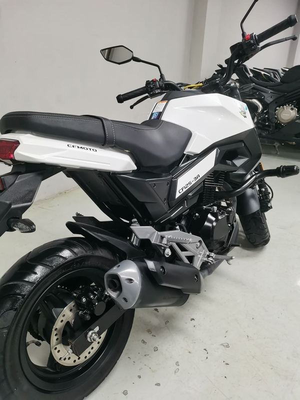 二手春风ST狒狒