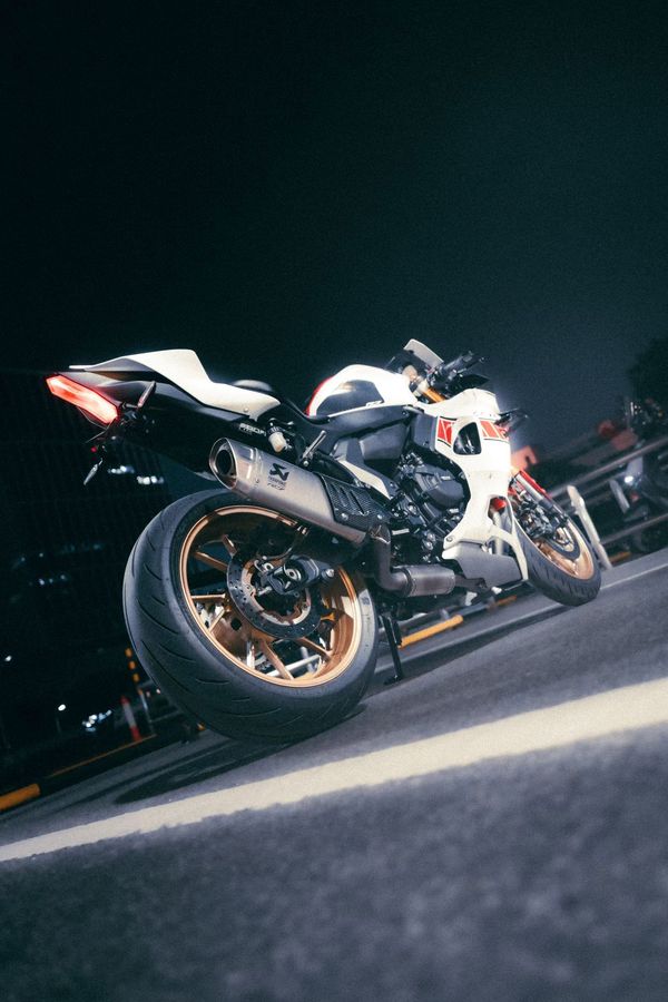 二手雅马哈YZF-R7