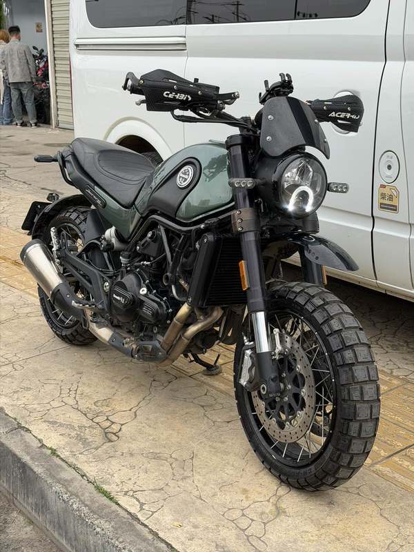 二手贝纳利幼狮 Leoncino 500