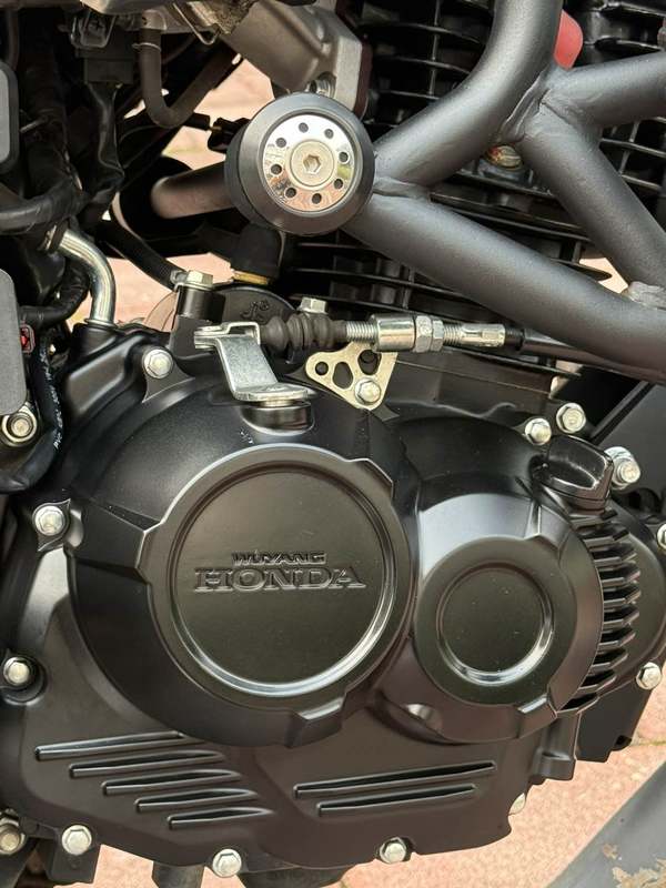 二手五羊本田鸷道 CB190SS